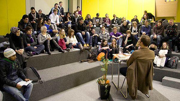 BSG Bad Nauheim - Autorenlesungen - Andreas Meier liest aus "Ich. Frankfurter Poetikvorlesungen"